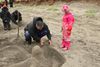 Sandkastalakeppni í Holtsfjöru í Önundarfirð 1 ágúst 2009